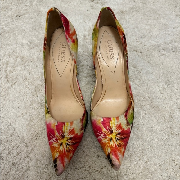 Guess Floral Stiletto Heels with Pointed Toe - Picture 3 of 5